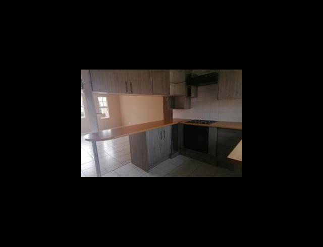 3 BEDROOM TOWNHOUSE SOLD IN MEYERSDAL
